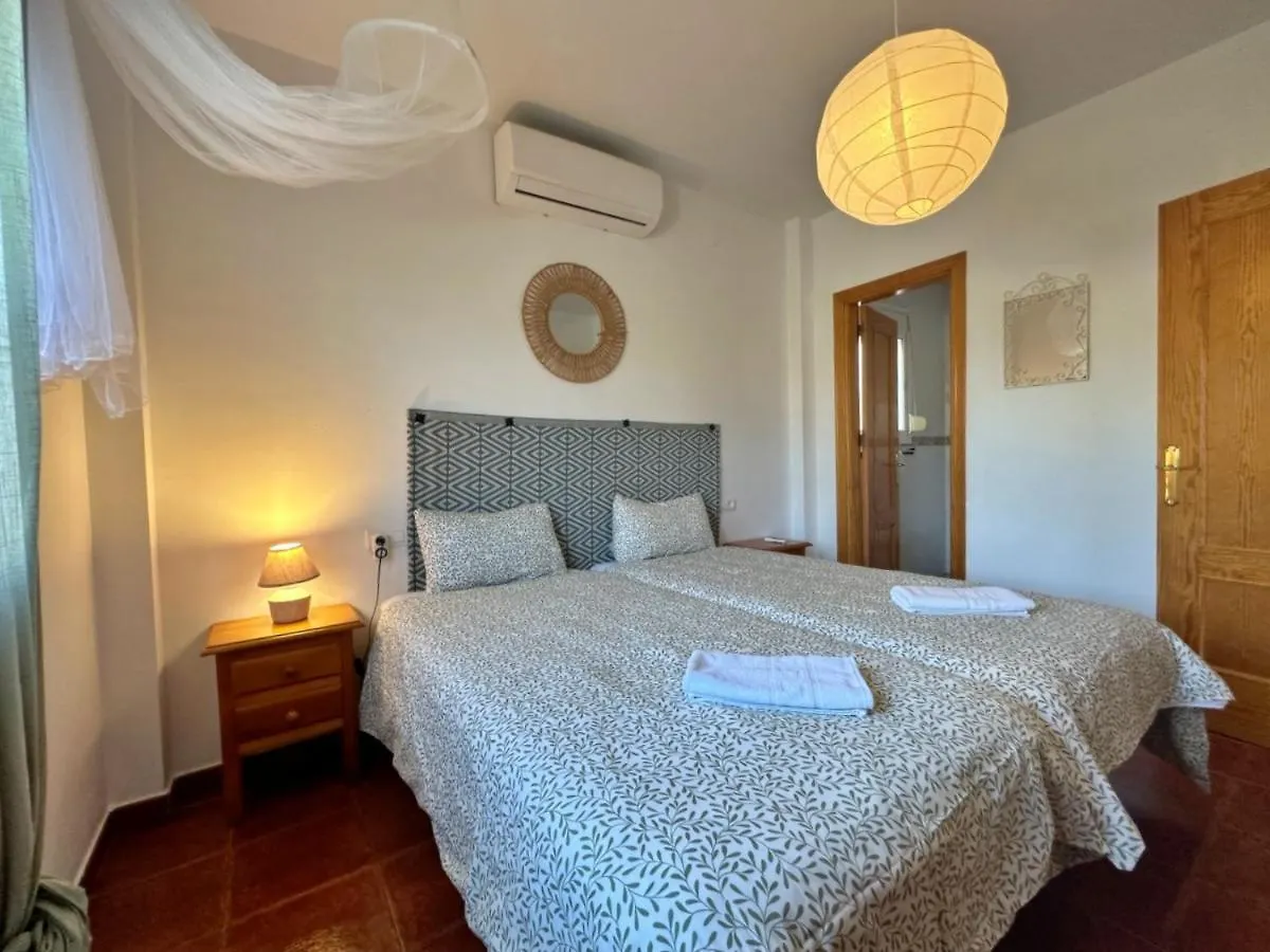 Casa Rural Liviana, Piscina Barbacoa Y Preciosas Vistas Malaga By Andaraholidays location
